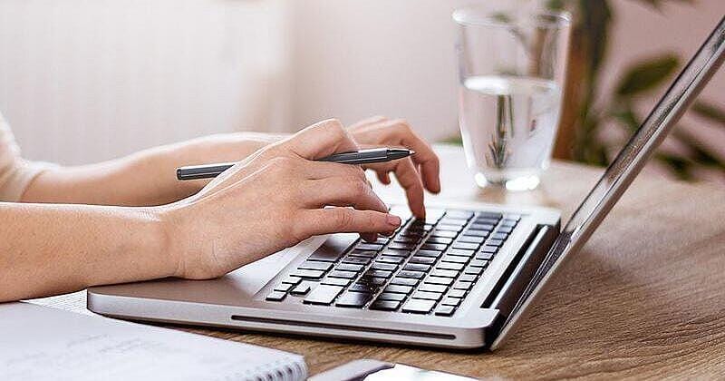 افضل مواقع ربح المال من الكتابة 4 ربح المال من الكتابة